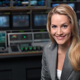 Judith Rakers-deutsche Journalistin-Fernsehmoderatorin-Sprecherin der Tagesschau im Ersten Deutschen Fernsehen der ARD
